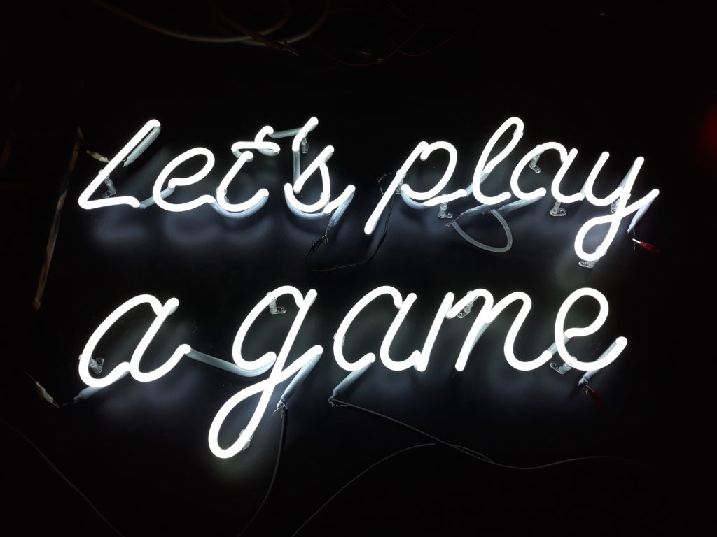 litery podświetlane